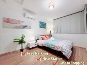 Entire Modern Apt &Near Station&Private Parking